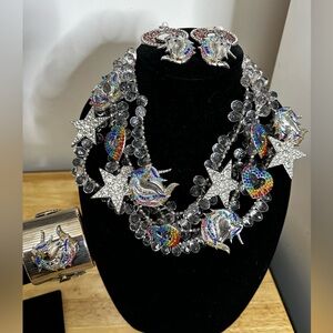 Unicorn Detachable Brooch necklace, earring, and bracelet set.